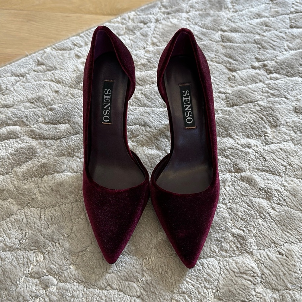 Senso ulika velvet burgundy pumps